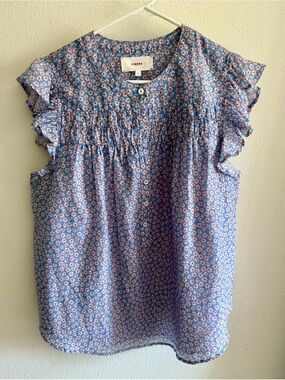 Xirena Blue Floral Ruffle Sleeve Button Front Top, silk blend, wore once